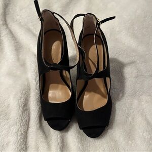 Thalia Sodi Black Peep-Toe Heels